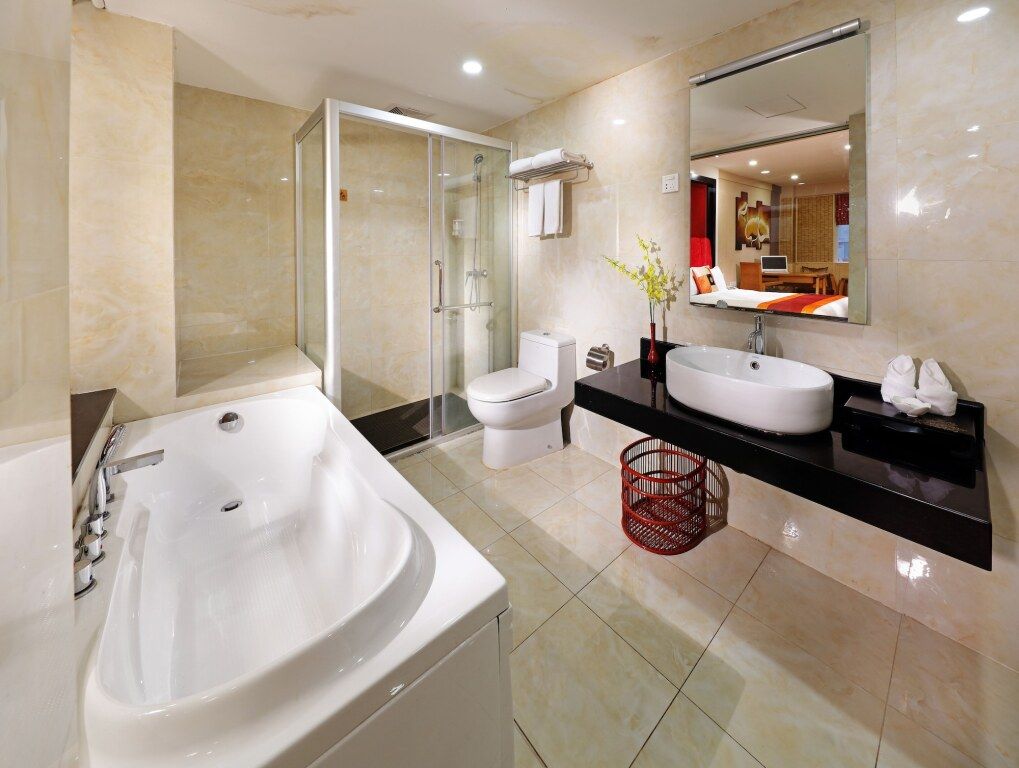 The Royal Garden Hotel