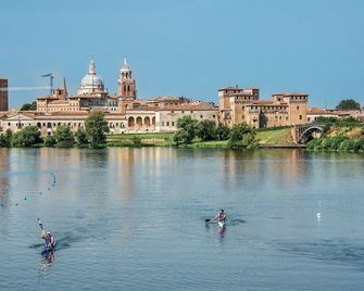 Albergo Bianchi Stazione - Mantua