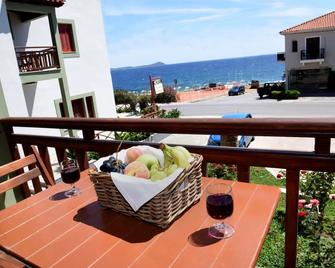 The Flower Of Monemvasia Hotel - Monemvasia - Balkon