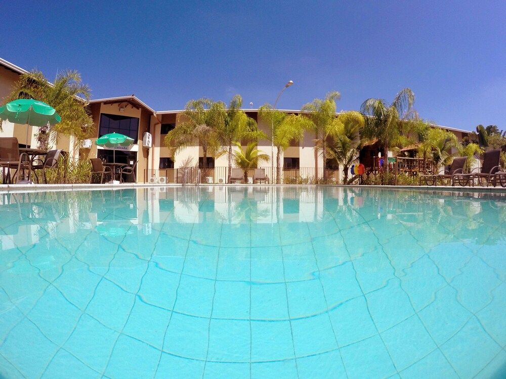 Giorni Hotel Boulevard - Resende - Zwembad