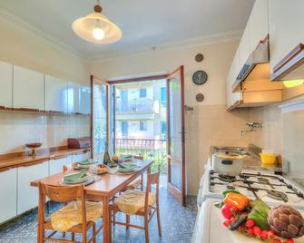 Casa Vittoria 800m from sea - Happy Rentals - Forte dei Marmi - Cuisine