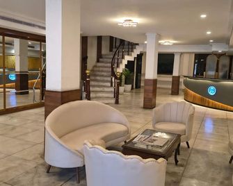 Hotel Windsmur - Parwanoo - Lobby