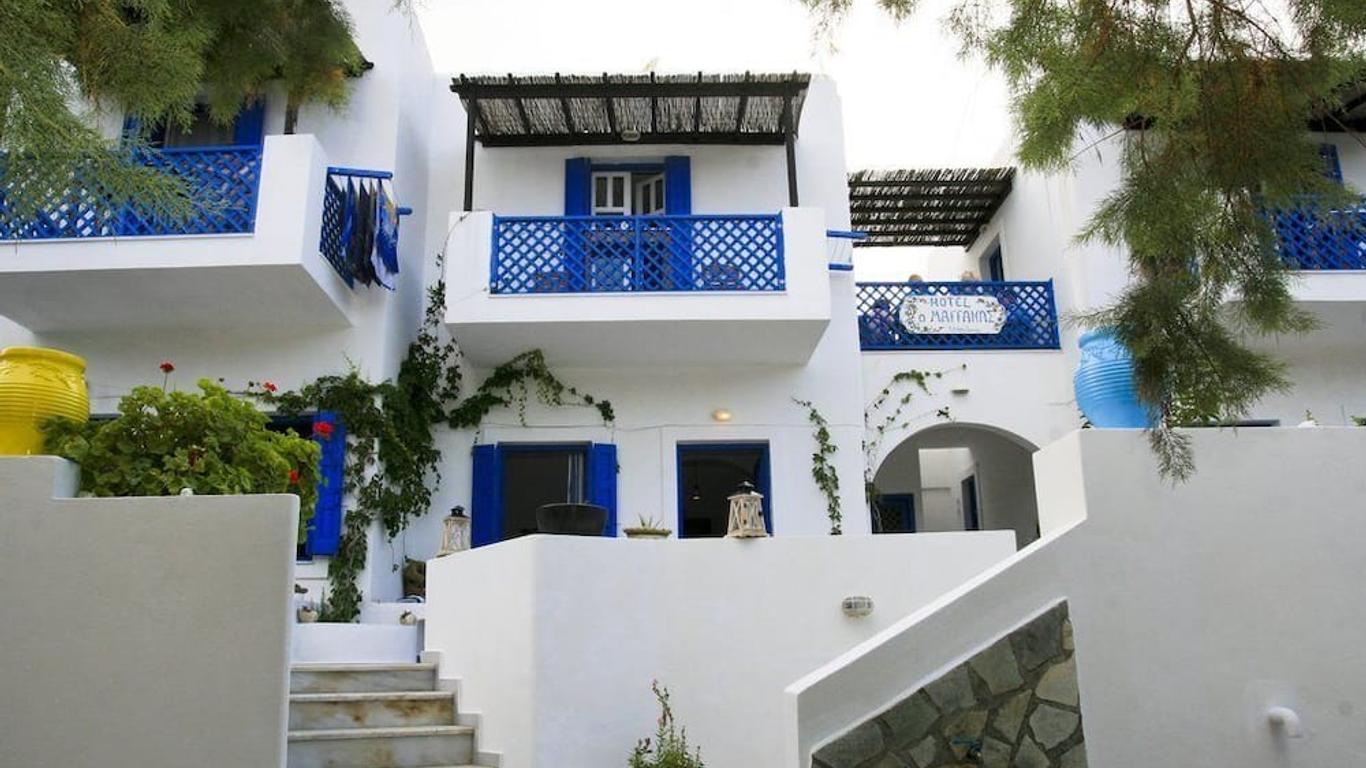 Maganas Hotel