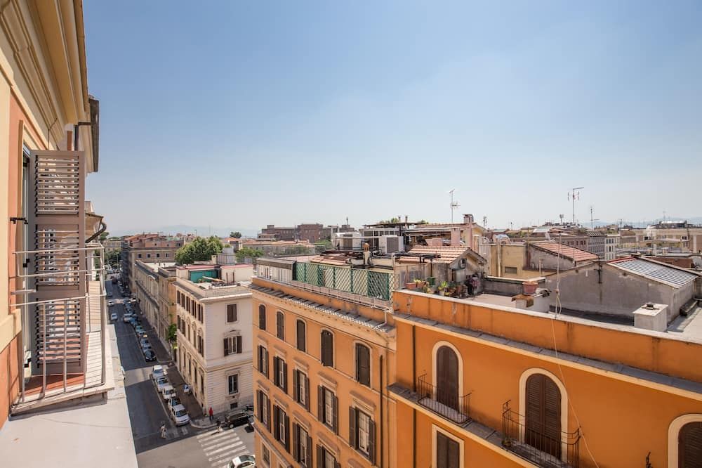 فلور 6 بوتيك رومز باي دوت سويتس