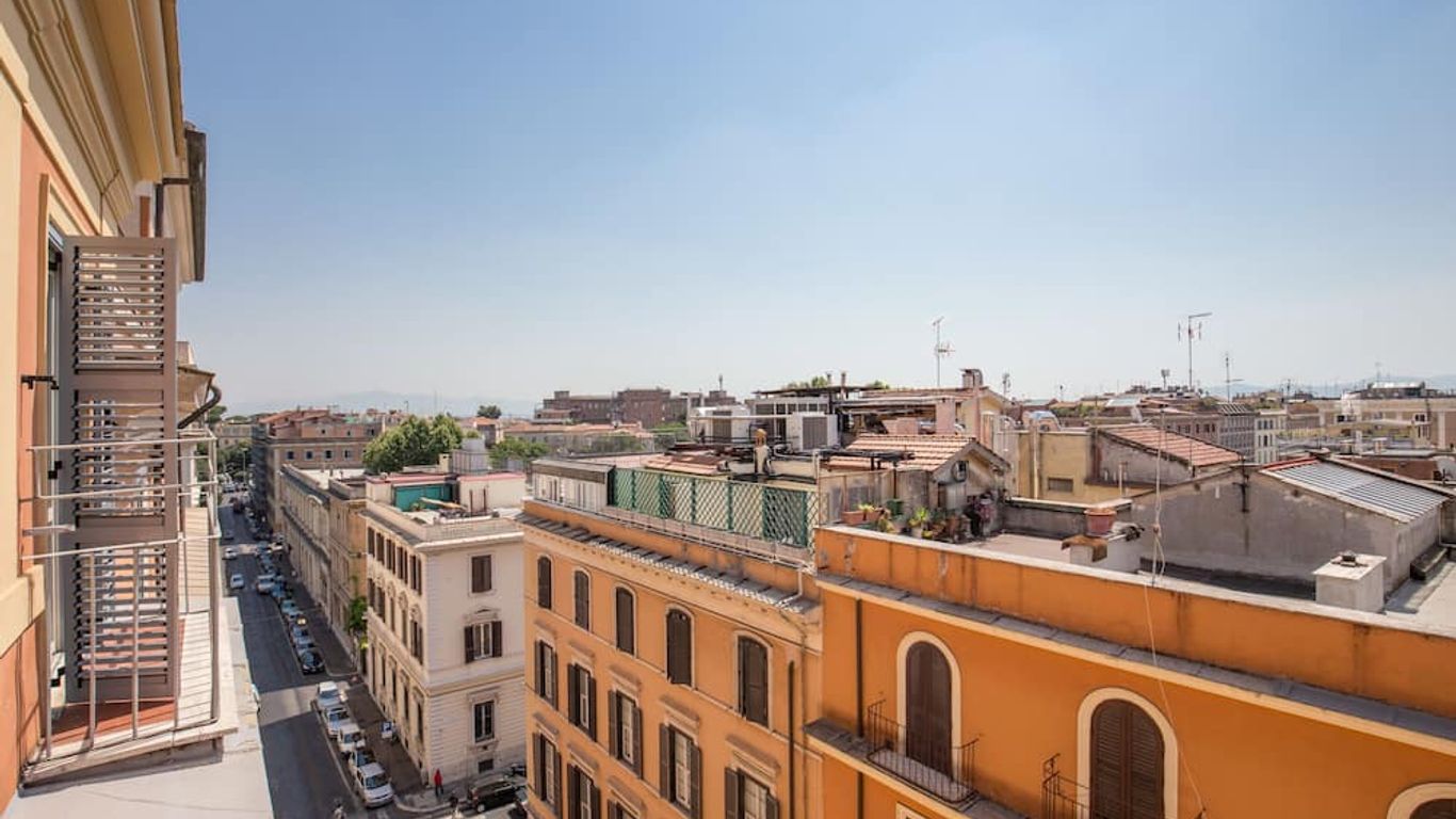 Floor 6 Boutique Rooms by Dot Suites