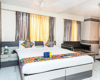 Fabhotel Shivangan - Kolkata - Bedroom