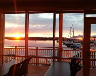 Kjerringøy Bryggehotell - Kjerringøy - Parveke