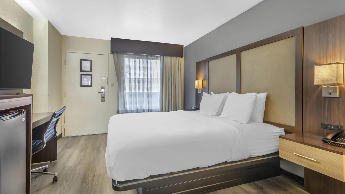 Best Western Salisbury Plaza