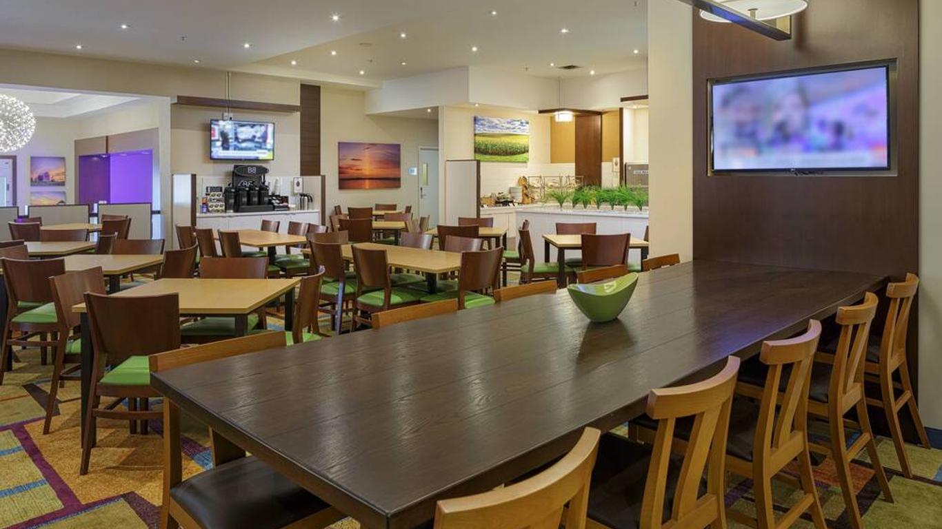 Fairfield Inn & Suites by Marriott Belleville