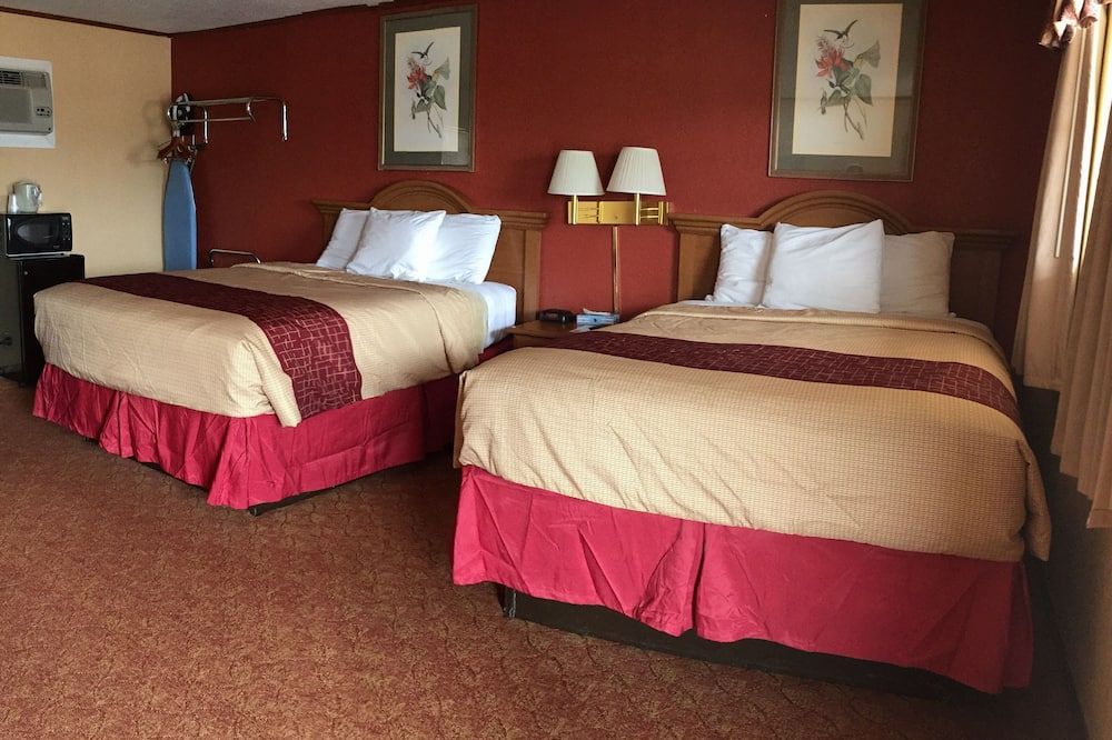 Dequeen Courtyard Inn - De Queen