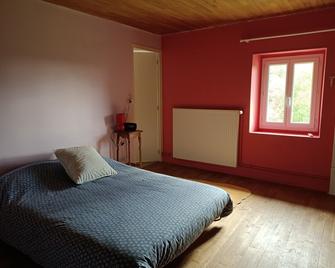 country house (jacuzzi / terrace / park / hikes / mushrooms) - Marval - Bedroom