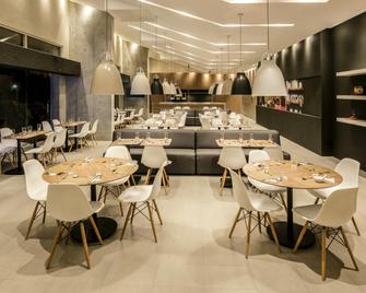 ibis Cali Granada - קאלי - מסעדה