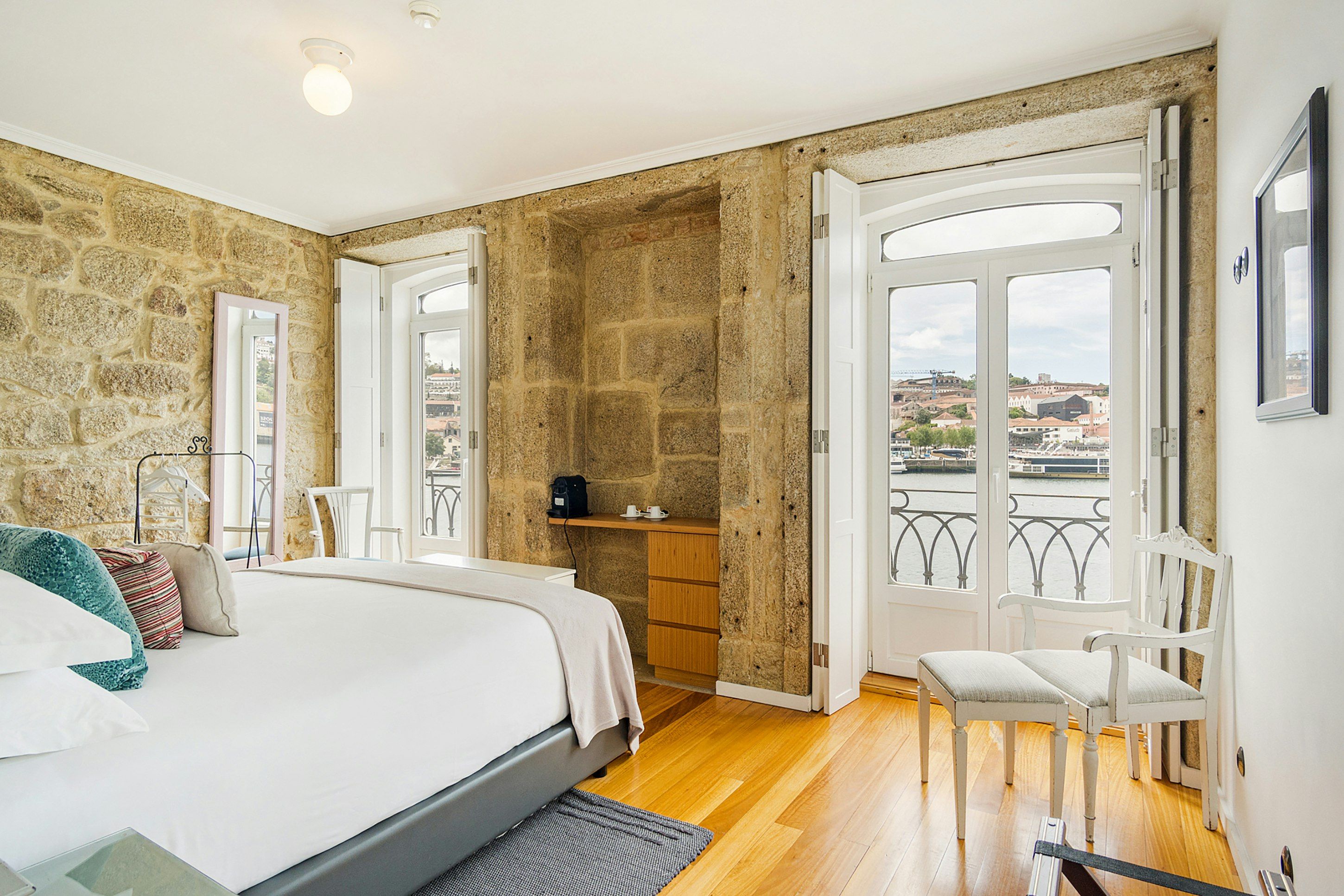 1872 ريفر هاوس باي أوليفيا