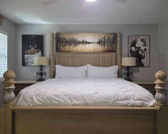 Poolside Paradise - Port St. Lucie - Bedroom