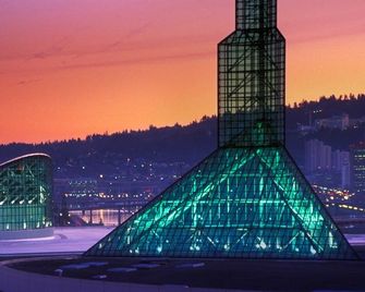 Crowne Plaza Portland-Downtown Conv Ctr By IHG - Portland - Außenansicht