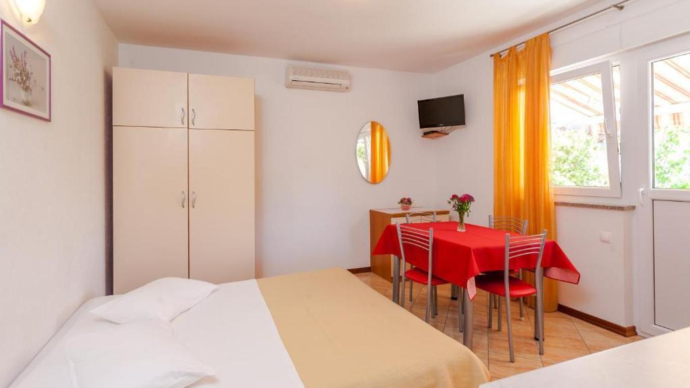 Guest House Davor Tomas