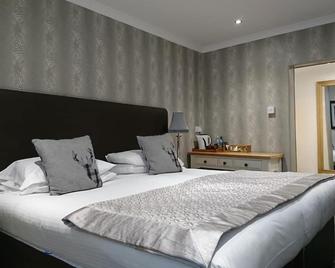 ذا ريد كليف - إينفيرنيس - غرفة نوم