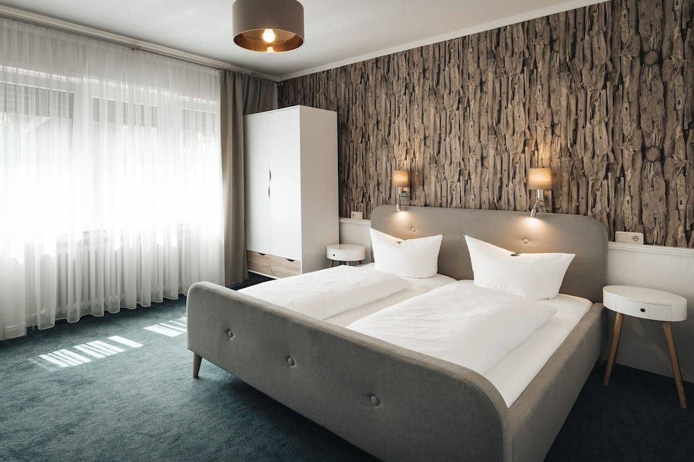 Hotel Freihof am Roland - Wedel - Schlafzimmer