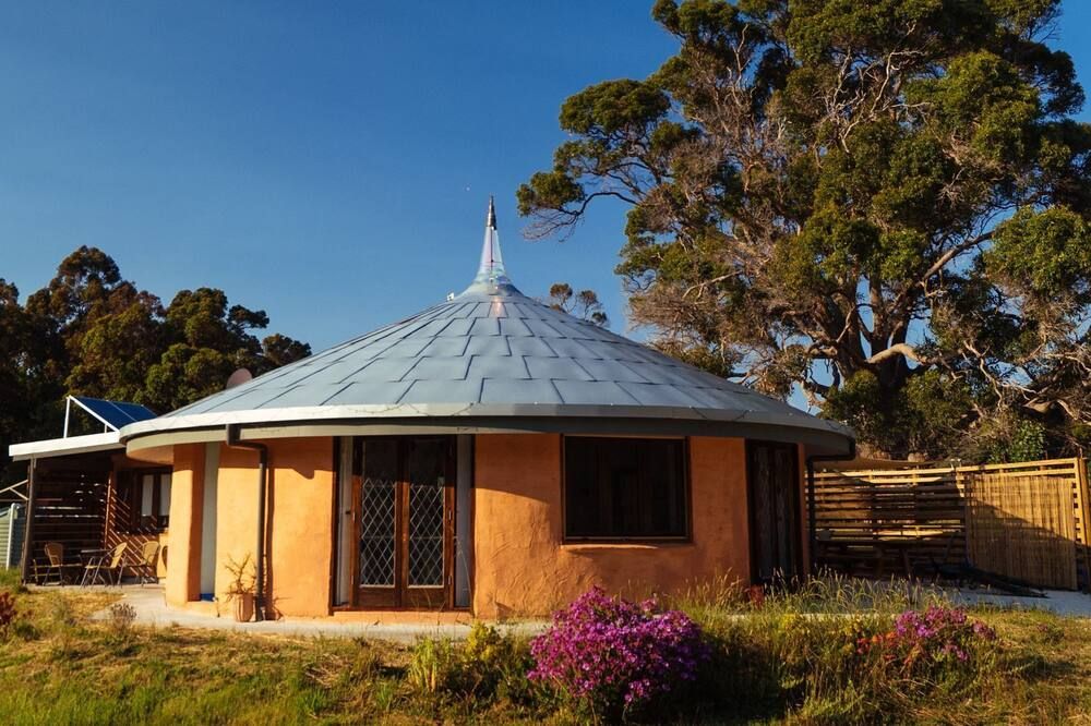 Birchfield Farmstay - The Dome - مارغارت ريفر - مبنى