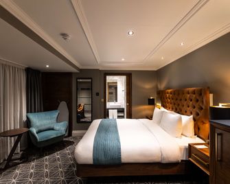 100 Queen's Gate Hotel London Kensington, Curio Collection by Hilton - לונדון - חדר שינה