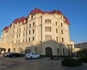 Reikartz Termez Palace - Termez - Edificio