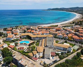 Cala Della Torre Resort - La Caletta