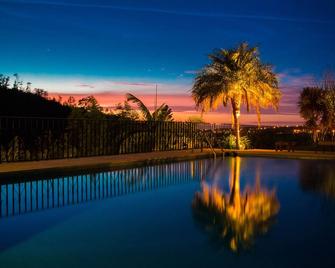 Casa do Valle - סינטרה - בריכה