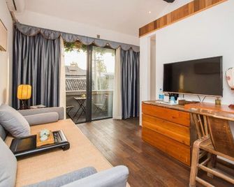 Huazhu Suzhou yuelaiqi Inn (sanyuanfang subway station, Zhuozheng garden, Guanqian Street) - Suzhou - Living room