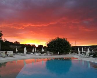 Masseria Torricella - Alberobello - Pool