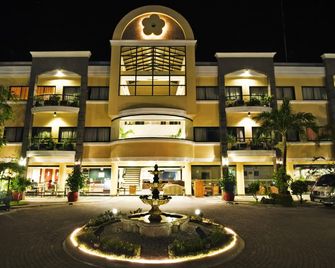 Hotel Fleuris Palawan - פוארטו פרינססה סיטי - בניין