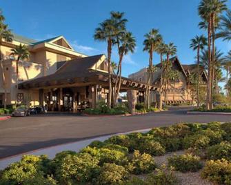 Tahiti Village- a piece of paradise on the strip!l - Enterprise - Edificio