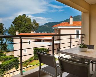 Deluxe Kefalonia Apartment Apartment Hyacinth 1 Bedroom Pool - Karavomylos - Balcony