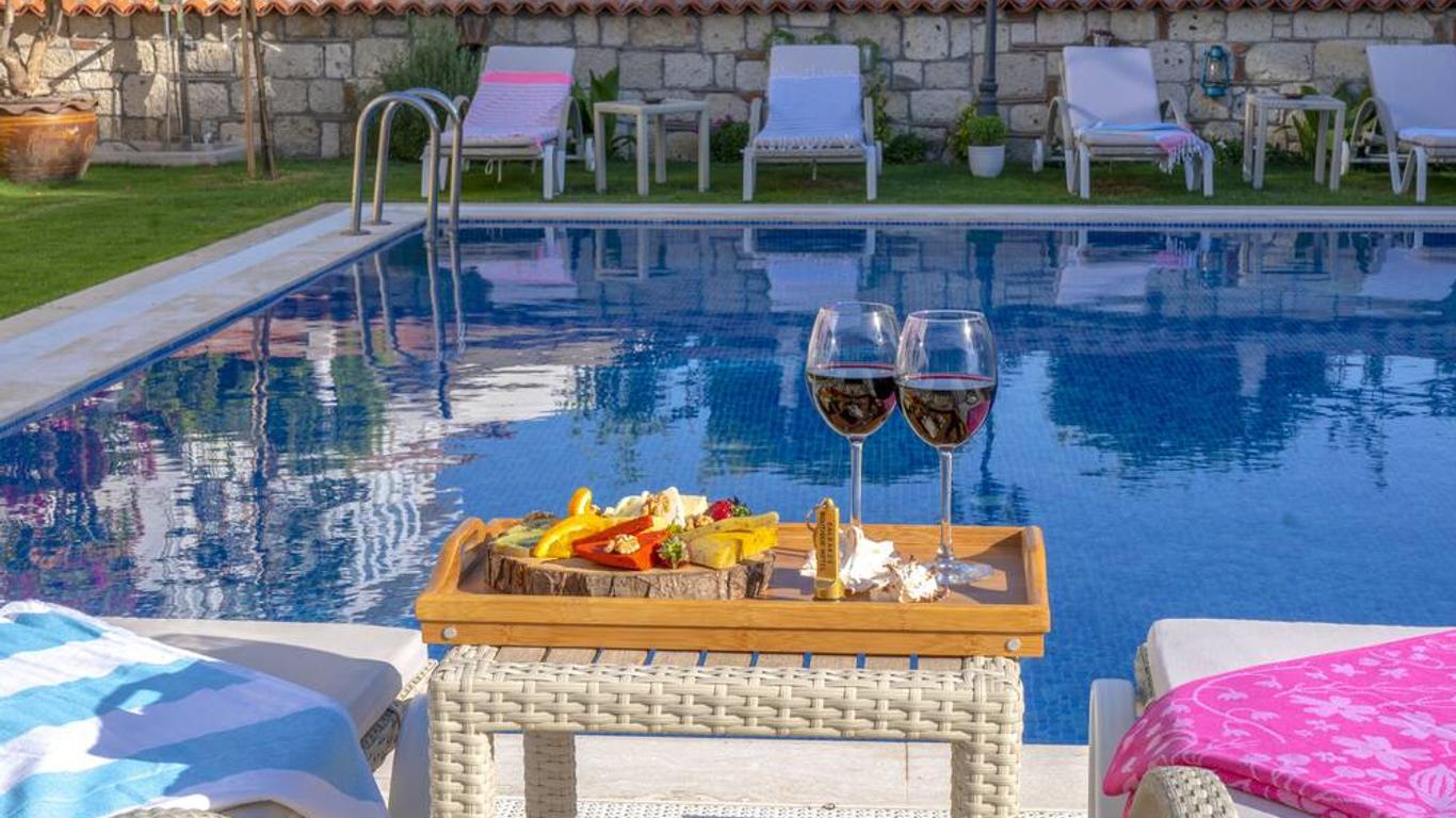 Salbakos Herakleia Boutique Hotel