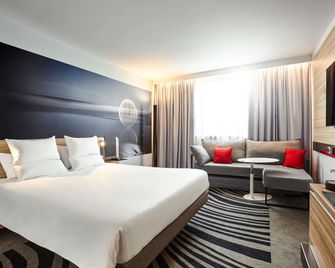 Novotel Brussels off Grand Place - Brussels - Bedroom