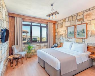 Kozbeyli Konagi - Foça - Bedroom