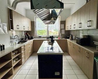 Hostel Sofiia - Warsaw - Kitchen