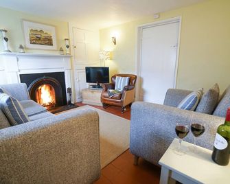 Aldeburgh Cottage - Aldeburgh - Living room