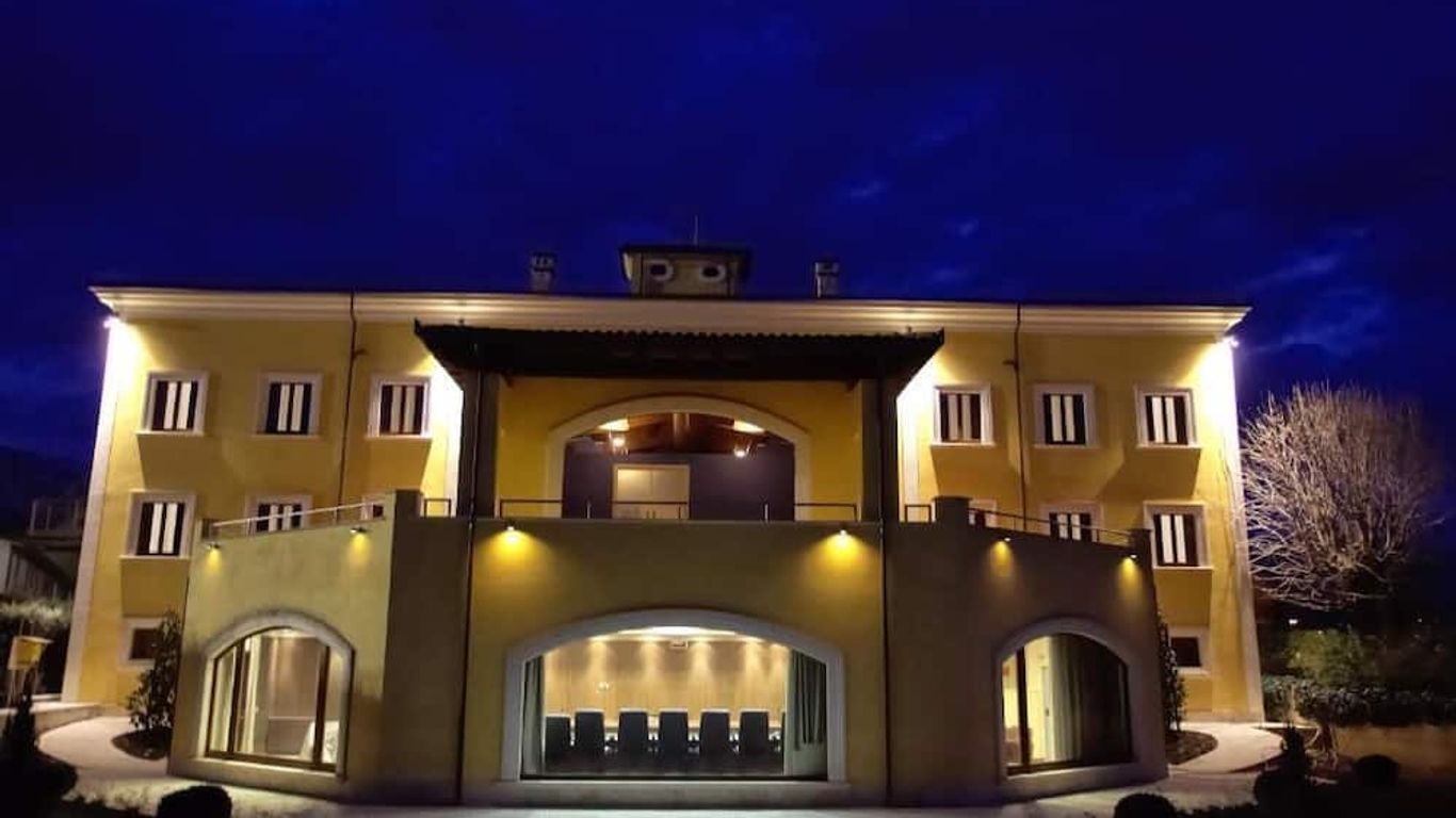 La Dimora Del Baco Hotel