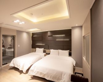 Lin Hotel - Busán - Habitación