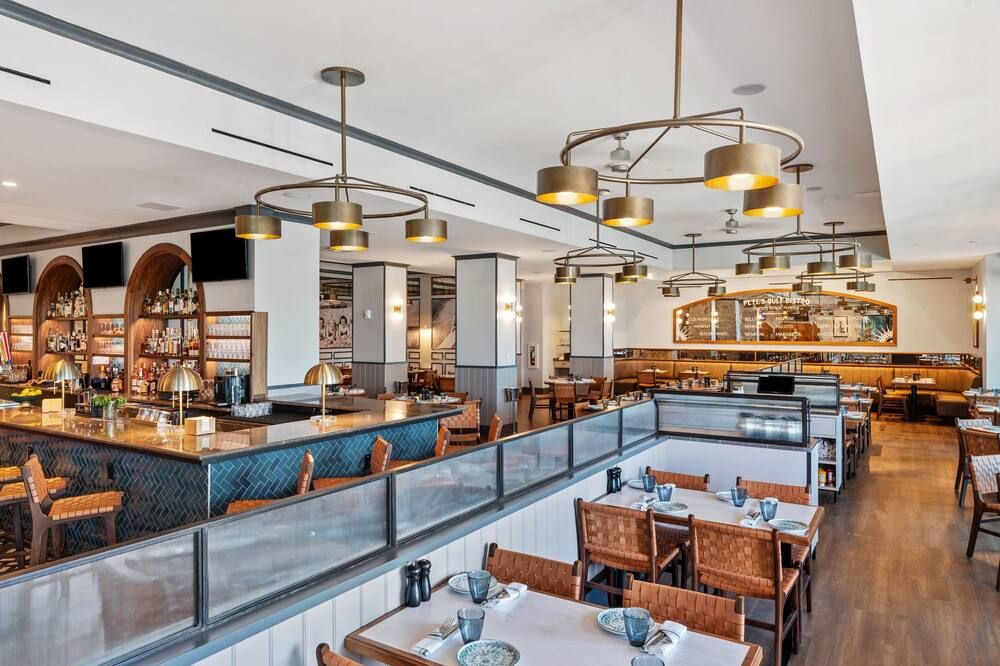 Island Grand at TradeWinds - St. Pete Beach - Restaurant