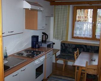Pension Holzknechthof am See - Neustift im Stubaital - Kitchen