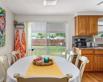 Private Pool 15 Minutes To The Beach & Downtown Saint Petersburg Florida - Pinellas Park - Їдальня