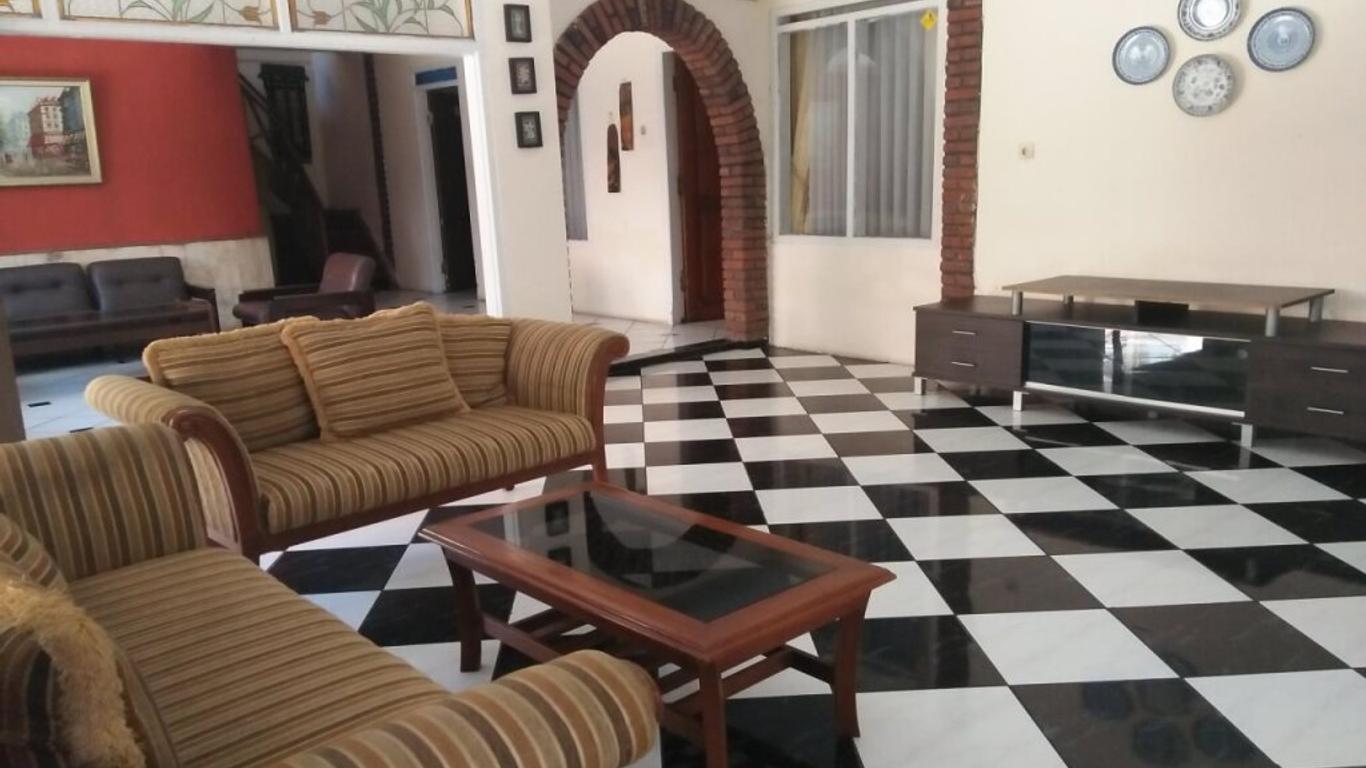 Hotel Alamanda Garut