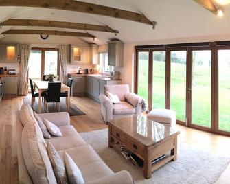 Romantic and peaceful cottage With Far Reaching Views - Petersfield - Huiskamer