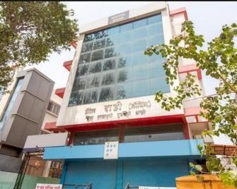 Hotel Rahi - 納希克 - 建築