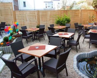 Art Inn Hotel Dinslaken - Dinslaken - Restaurant