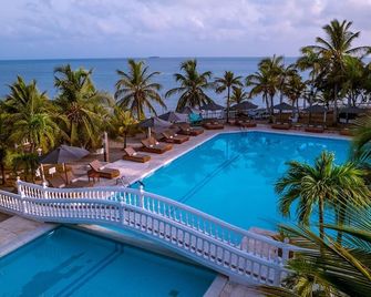 Hotel Cocoliso Island Resort - Isla Grande del Rosario - Pool