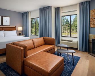 Martis Valley Lodge, Tapestry Collection by Hilton - Truckee - Bedroom