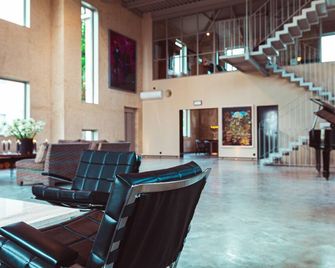 Exquisite urban front beach house - Porto - Lobby