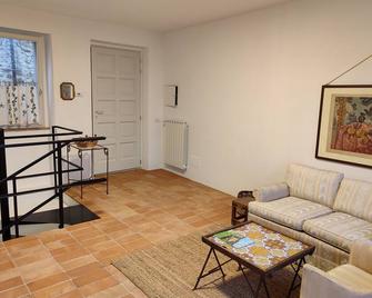 Casa in collina - Tenaglie - Sala de estar